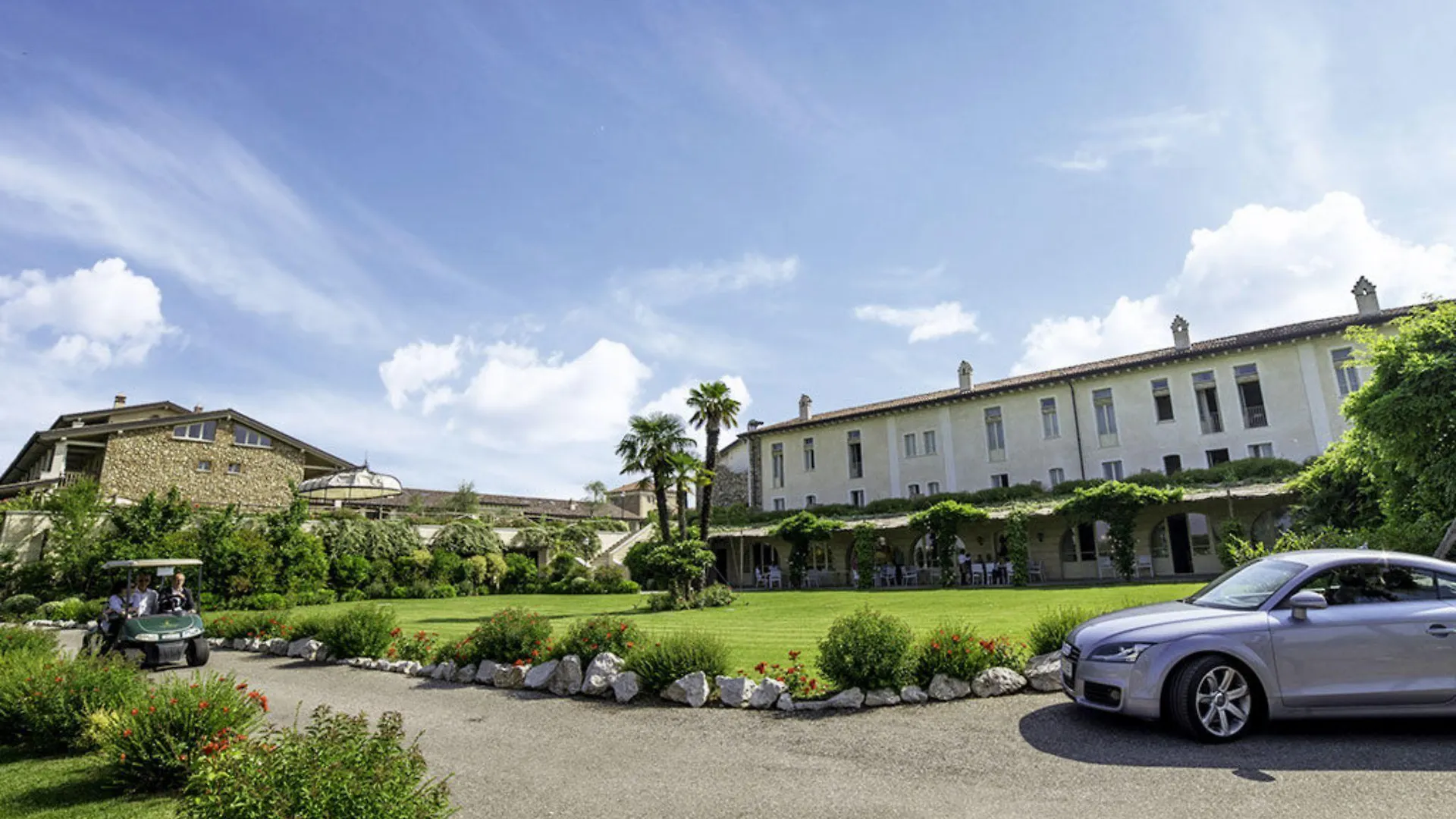 Chervo Golf Apartments San Vigilio 波佐兰格